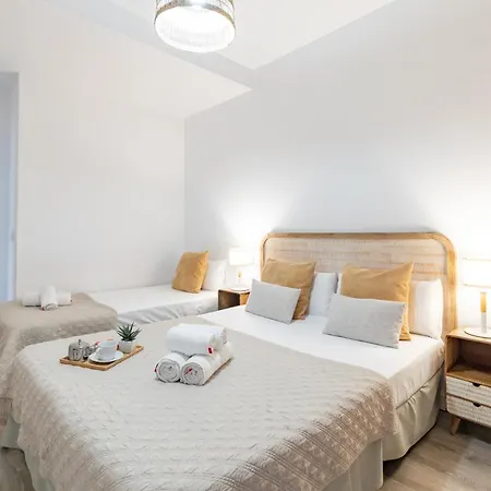 Travel Habitat Ayuntamiento شقة *