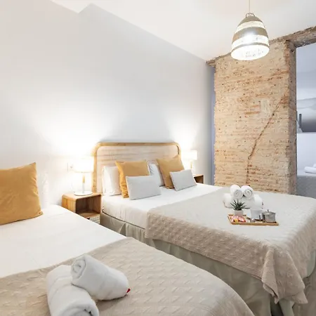 Travel Habitat Ayuntamiento Valencia