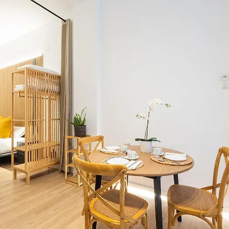 Florit Flats - The Blasco Ibanez Apartment