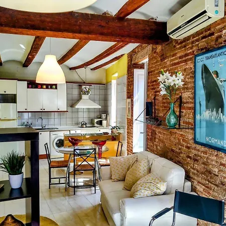 Appartement Charming In The Center