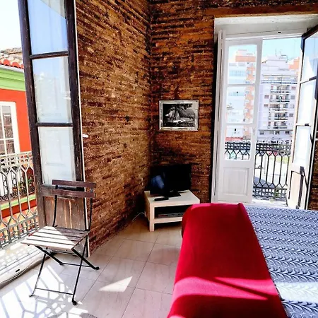 Charming In The Center Appartement