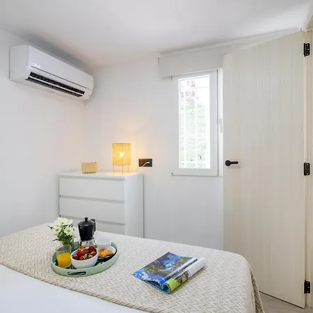 Singularstays Santa Clara Ii * Valencia