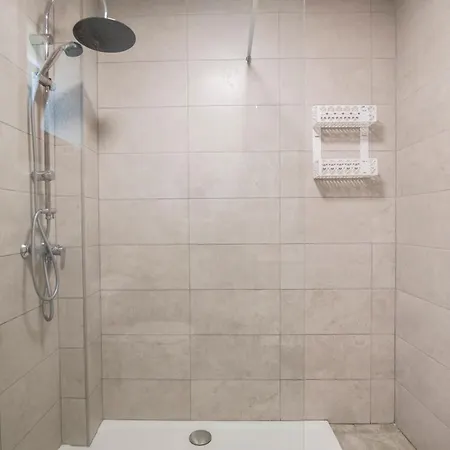 Piscina Urbanizacion De Lujo Cerca Del Mar * 瓦伦西亚