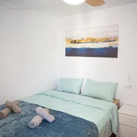 Amplio & Renovado 5 2 Banos Y Balcon * Valencia