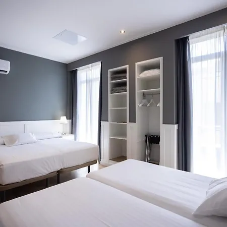 Otel Venecia Plaza Centro 2*