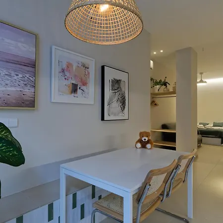 Osito Hub - Esteban Ballester Apartman Valencia