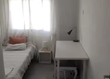 Apartment Habitacion En Valencia, Espana *