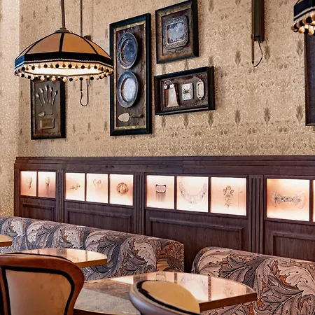 Palacio Santa Clara, Autograph Collection 4* Valencia