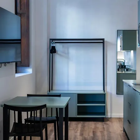 Vlc Host - Reina 168 Valencia