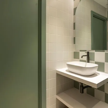 Vlc Host - Reina 168 Otel