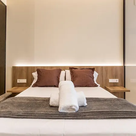 דירה North Station Pen-suites ולנסיה