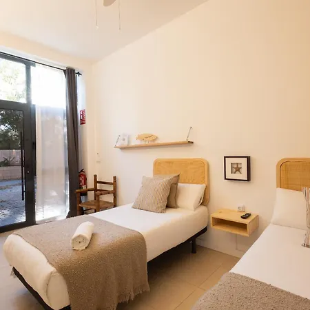 Florit Flats - The Pitiusas * Valenza