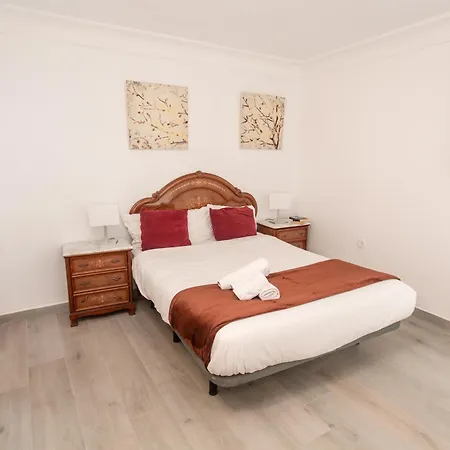 Vlc - Cisneros Διαμέρισμα *