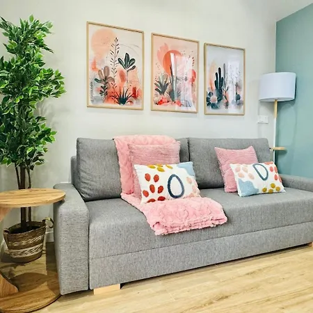 Bright & Stylish Flat Close To Center アパート バレンシア