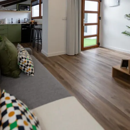 El Carmen Valencia, Estudio Con Terraza *