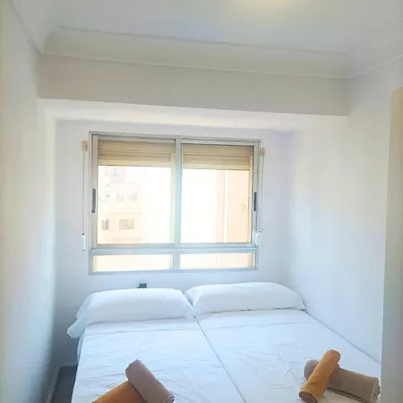 Apartment El Cabanal 400 Meters From The Valencia