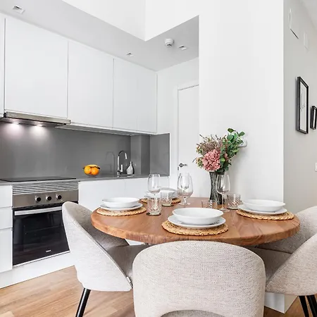 With Gym Pool Free Parking Thehavenescape Apartment *