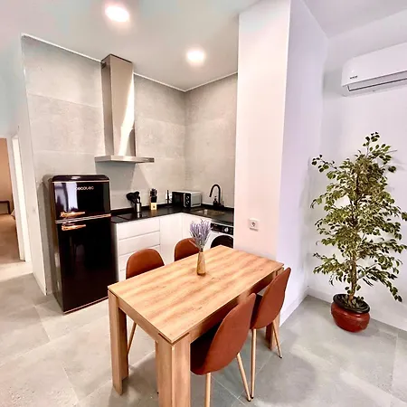 Getaway - Jacuzzi, Space & Comfort Valencie
