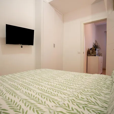 ホームステイ Con Terraza Y Bano Privado Y Comodidades Compartidas *