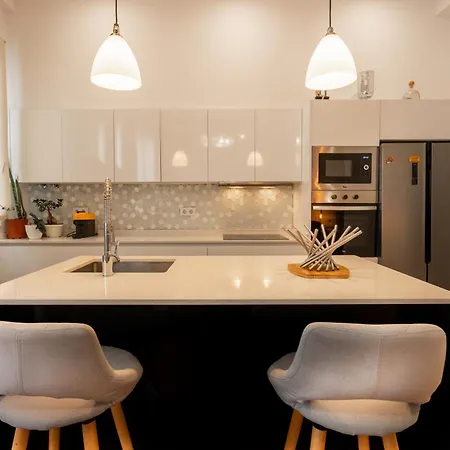 ホームステイ Con Terraza Y Bano Privado Y Comodidades Compartidas