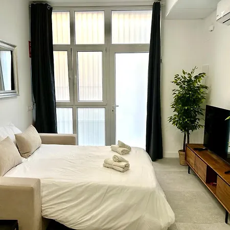 Urban Escape Comfort Meets Luxury, 4 Ppl * Valência