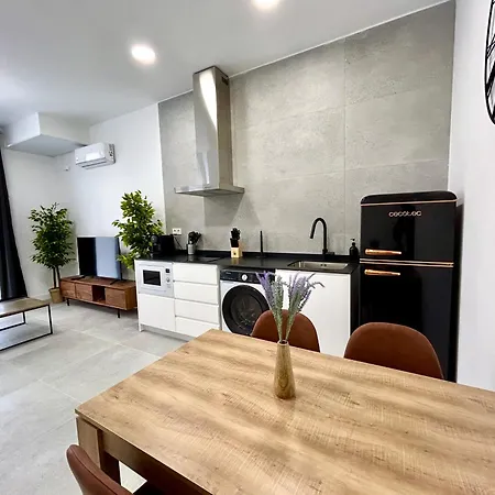 Urban Escape Comfort Meets Luxury, 4 Ppl Walencja