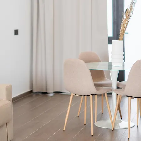 Deluxe - Ciudad De Artes * Валенсия