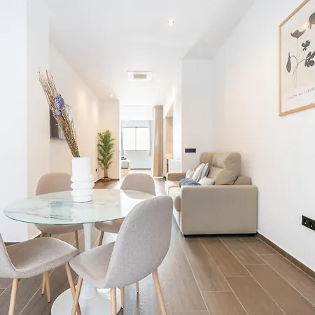 Deluxe - Ciudad De Artes * Валенсия