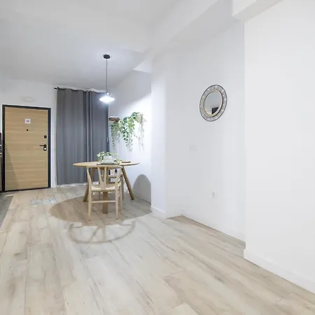 Ln4 - Loft Espacioso Y Acogedor Estudio Cerca Del Metro Zona Ayora ולנסיה