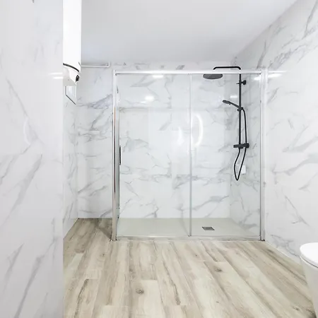 Ln4 - Loft Espacioso Y Acogedor Estudio Cerca Del Metro Zona Ayora דירה ולנסיה