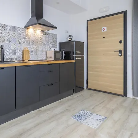 Ln4 - Loft Espacioso Y Acogedor Estudio Cerca Del Metro Zona Ayora ולנסיה