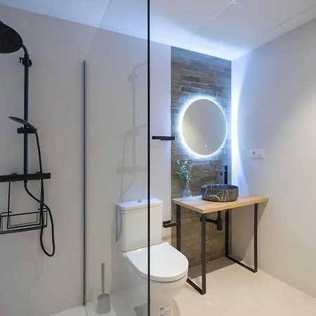 Pm - Loft Espaciosos Estudios Con Terraza Cerca A Artes Y Ciencias * فالنسيا
