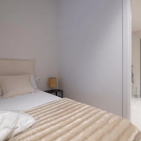 Pm - Loft Espaciosos Estudios Con Terraza Cerca A Artes Y Ciencias *