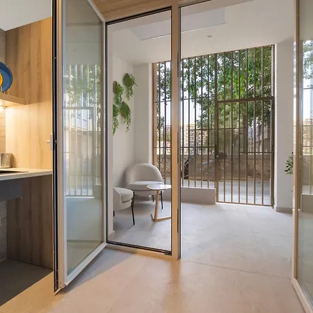Pm - Loft Espaciosos Estudios Con Terraza Cerca A Artes Y Ciencias * فالنسيا