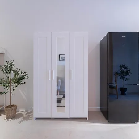 Pm - Loft Espaciosos Estudios Con Terraza Cerca A Artes Y Ciencias شقة *
