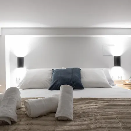 Rm1 - Loft Comodos Estudios Duplex Cerca A La Avenida Del Puerto Валенсия