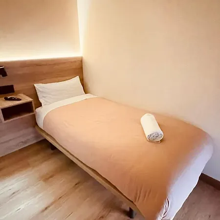 Gasthuis Optimus Comfort Campoamor 101 Valencia