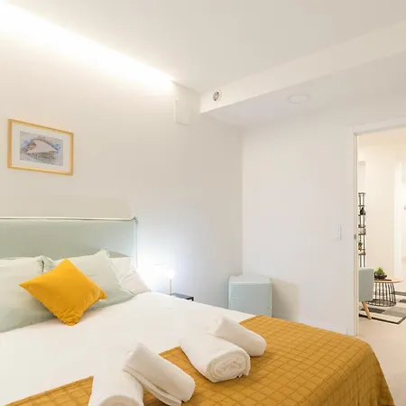 Ag7 Loft Espaciosos Estudios Con Terraza Cercanos Al Metro Zona Ayora * Валенсия