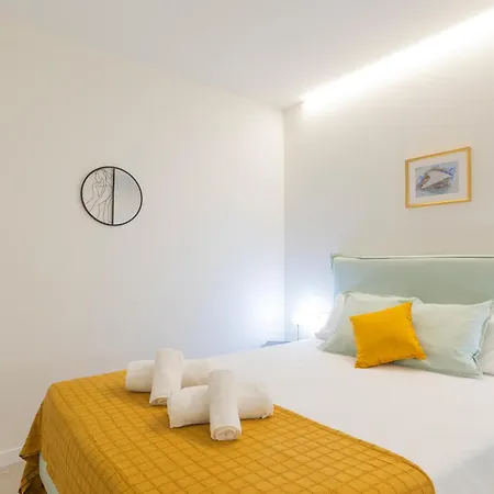 Ag7 Loft Espaciosos Estudios Con Terraza Cercanos Al Metro Zona Ayora * Валенсия