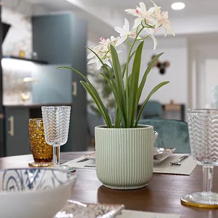 Апартаменты Ag7 Loft Espaciosos Estudios Con Terraza Cercanos Al Metro Zona Ayora