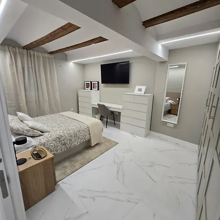 Experience * Valence