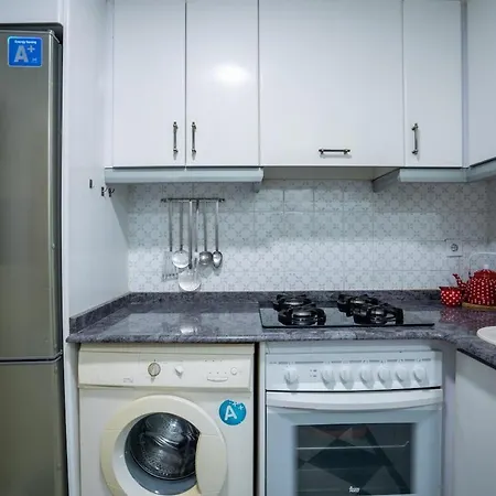 Piso Luminoso Y Conectado, A 5 Min De La Ciudad De Artes Appartamento