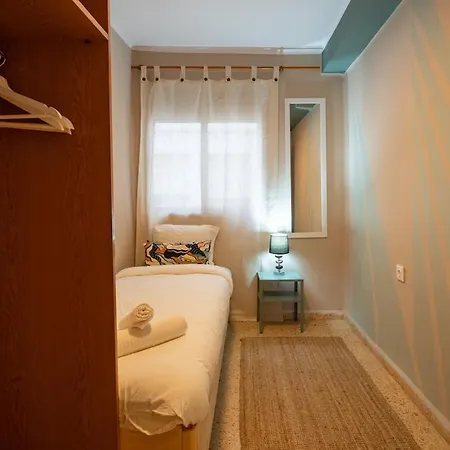 Piso Luminoso Y Conectado, A 5 Min De La Ciudad De Artes *