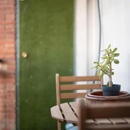 Piso Luminoso Y Conectado, A 5 Min De La Ciudad De Artes Appartamento