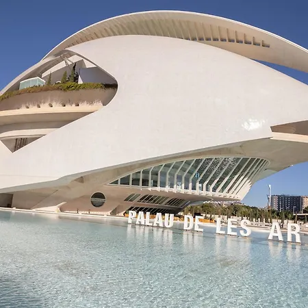 Pm - Loft Espaciosos Estudios Con Terraza Cerca A Artes Y Ciencias 아파트 발렌시아