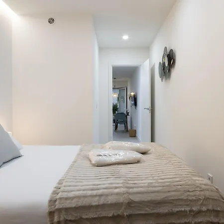 Ag7 Loft Espaciosos Estudios Con Terraza Cercanos Al Metro Zona Ayora バレンシア