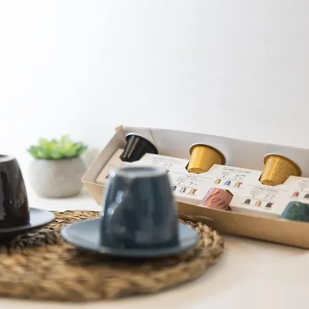 Ag7 Loft Espaciosos Estudios Con Terraza Cercanos Al Metro Zona Ayora Валенсия