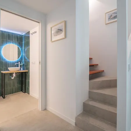 If - Loft Estudios Encantadores Y Bien Conectados En Zona Residencial Malilla Appartamento Valenza