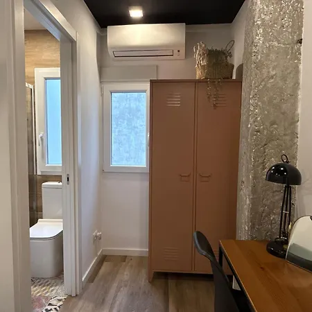 Проживание в семье New In The Валенсия