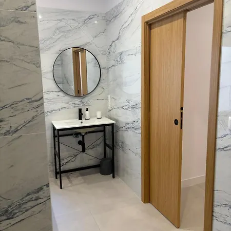 公寓 Centric Loft Near Arts & Science *